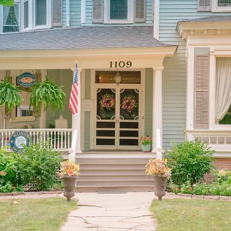 Blessings On State Bed & Breakfast-3